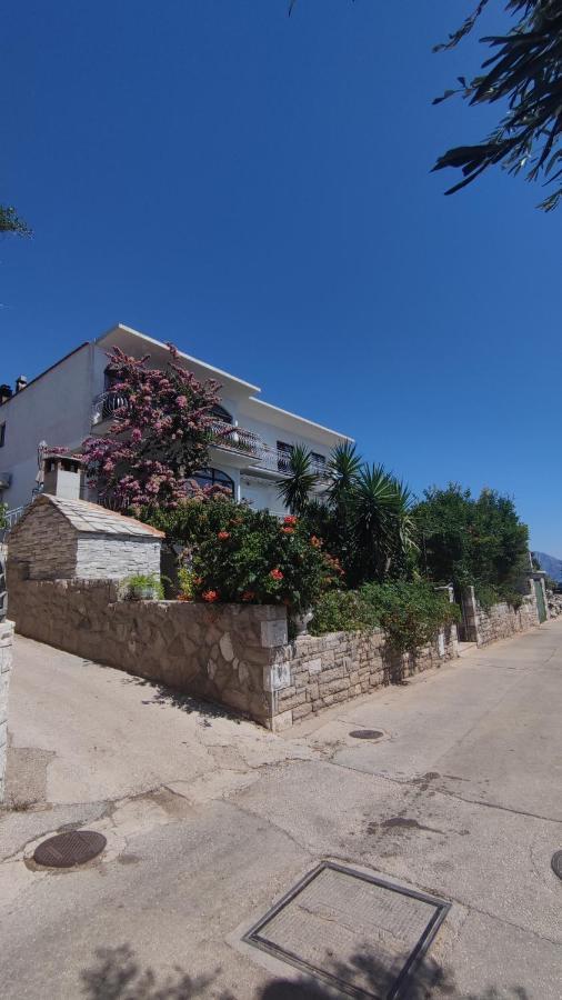 Apartment Franic Sućuraj Exterior foto